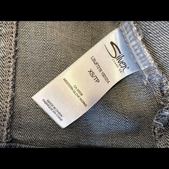 𝅺SILVER JEANS DENIM JACKET WITH SWEATER SLEEVES-XS - Picture 6 of 12